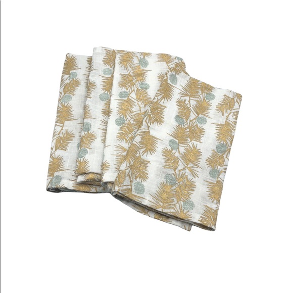 World Market High Quality Linen Gold Silver Christmas Cloth Napkins Set of 4 - Picture 2 of 2